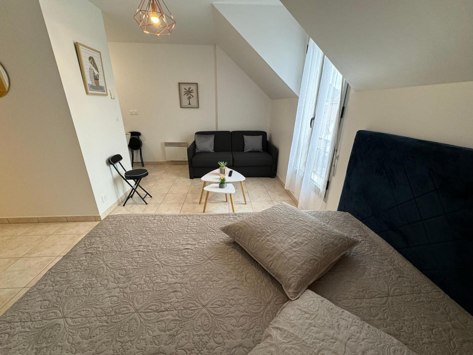 Le Studio Du 72 Apartment Bussy-Saint-Georges Exterior foto